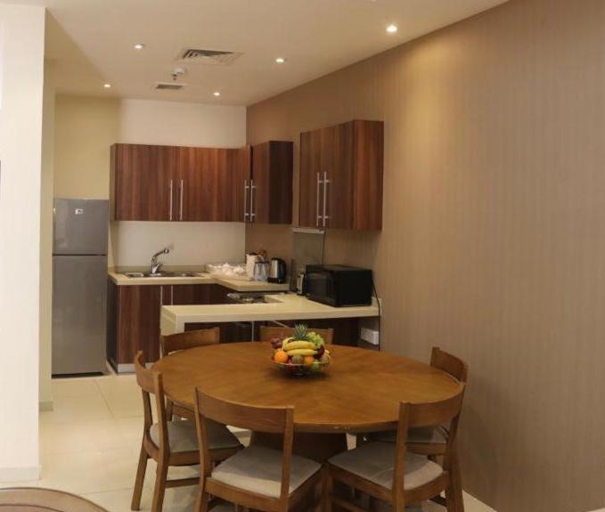 Beach Time Villas Hotel Jeddah Bagian luar foto