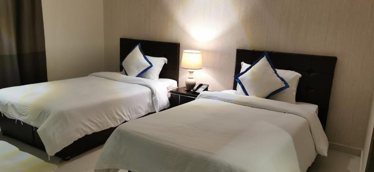 Beach Time Villas Hotel Jeddah Bagian luar foto